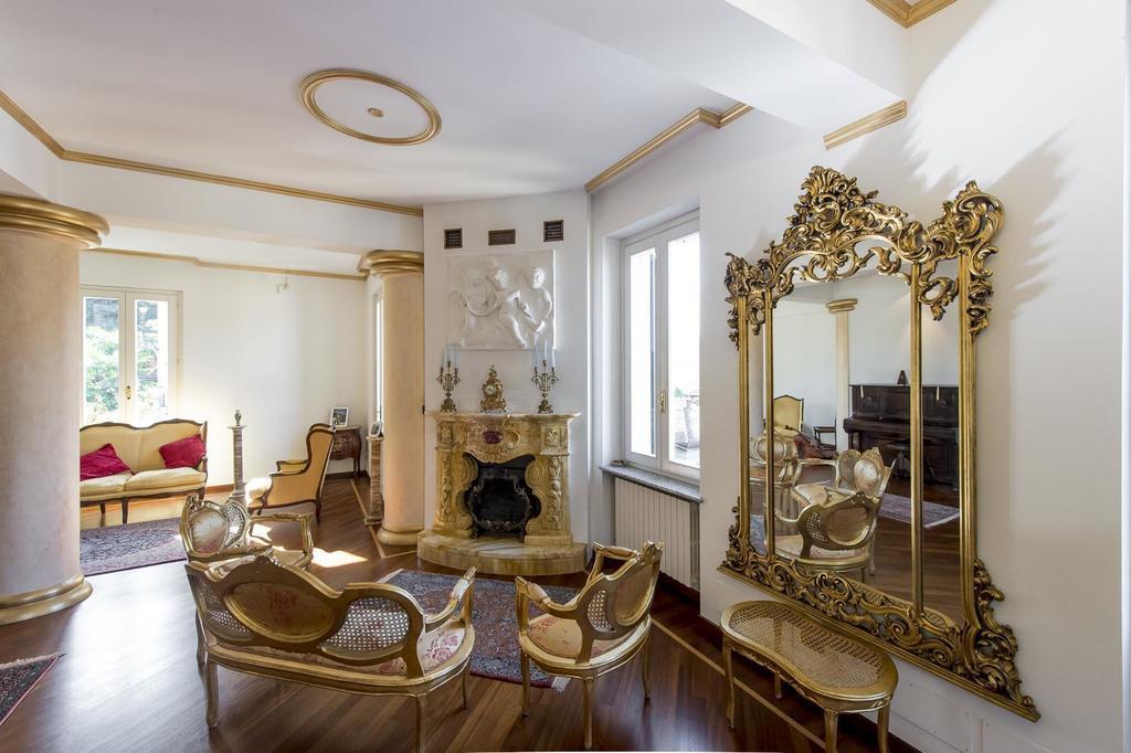 Villa Puccini Bed & Breakfast Lecco Rum bild