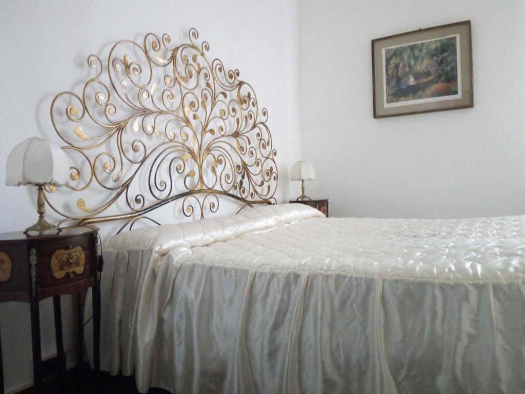 Villa Puccini Bed & Breakfast Lecco Exteriör bild