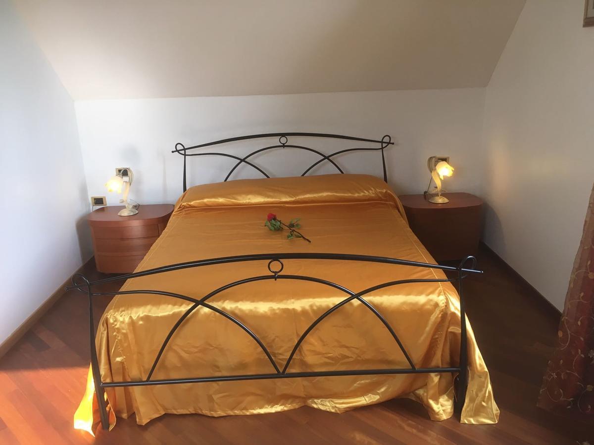 Villa Puccini Bed & Breakfast Lecco Exteriör bild
